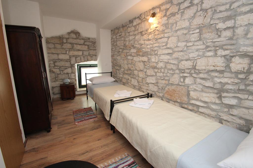 Holiday Home Vinkovic Porec Exterior photo